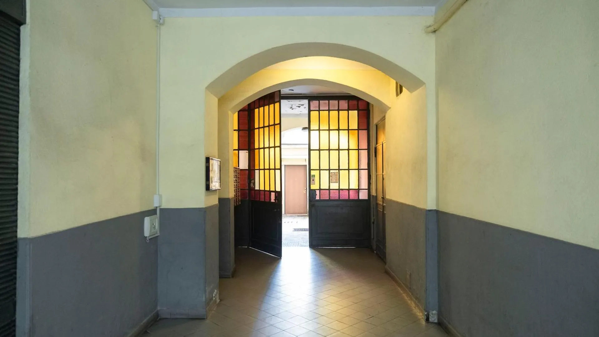 Elegante Loft In Porta Romana ميلان شقة